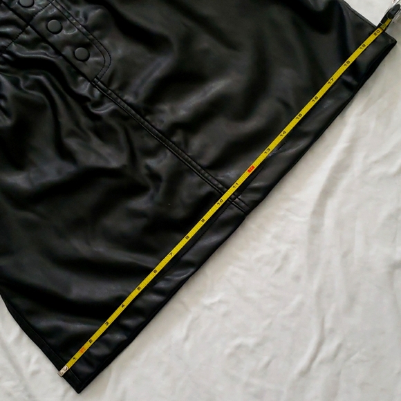 Black leather  skirt/ CI SONO. Sice L - Picture 7 of 7